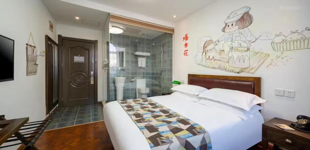 Nostalgia Hotel Beijing Guozijian Ghost Street - Near Beijing Lama Temple, Beihai Park, Jingshan Park, Drum Tower, Houhai Bar Street, Tian'Anmen Square, Located In Beijing Traditional Hutongs, 5 Minutes Away From Beixinqiao Metro Station Exterior foto